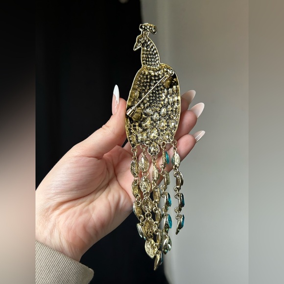 Peacock Rhinestone Brooch - Picture 5 of 6